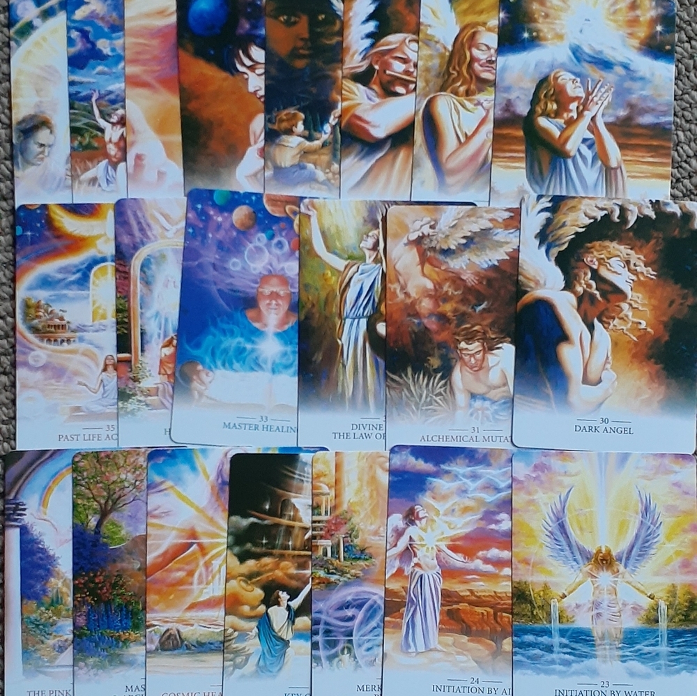 Lightworker Oracle A 44-Card Deck - Picture 6 of 7